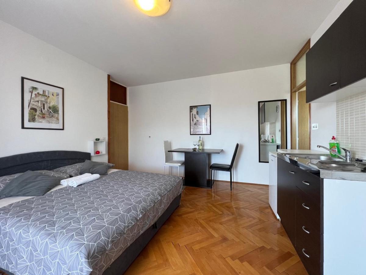 House Roca Apartment Vodice Exterior foto